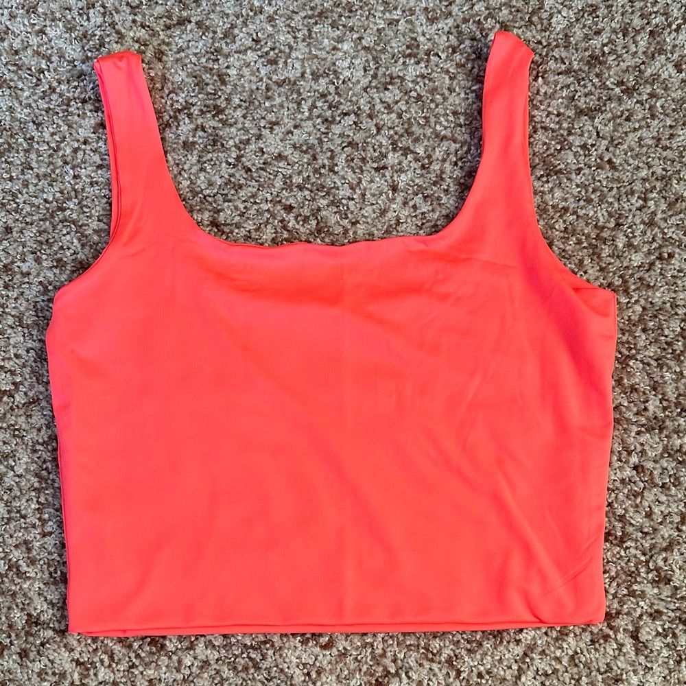 Super cute neon pink cropped tank!